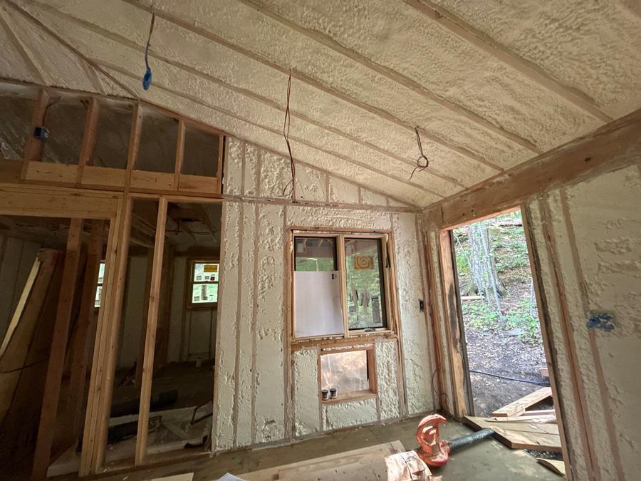 A foamed room with the ceiling and walls both sealed, New Castle, NY